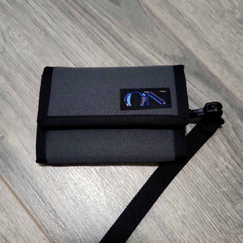 BTS OFFICIAL LOGO WALLET